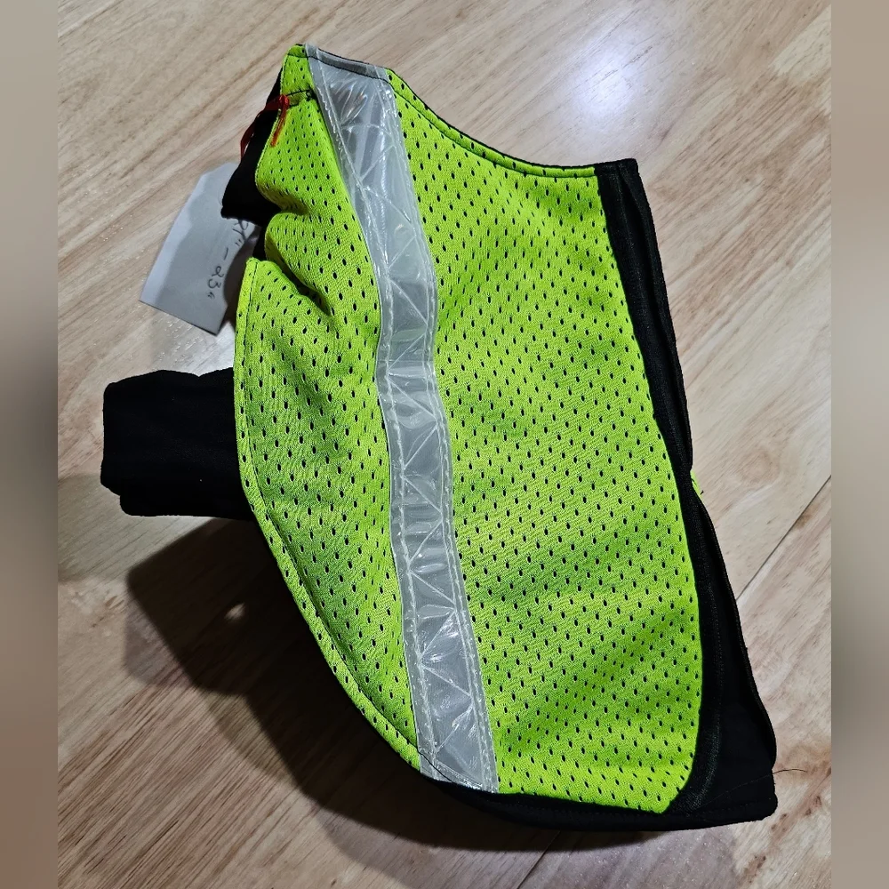 Reflective Neon Yellow and Black Pet Vest Fits Small To Medium Breed Dogs NWOT - Picture 3 of 8